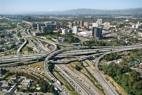 SILICON VALLEY .